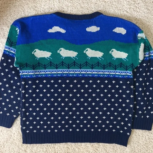 Vintage knit sweater sheep clouds pattern size large - Picture 10 of 11